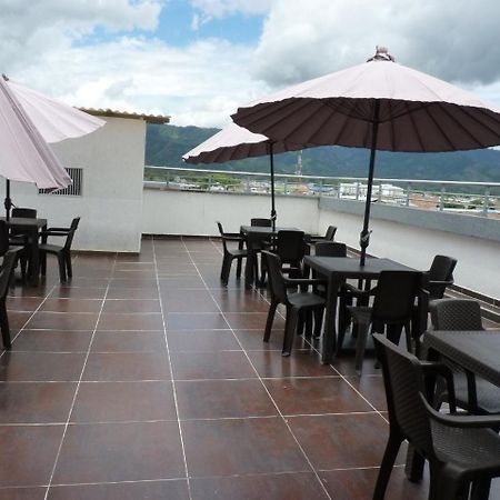 Hotel Escorial Pitalito Eksteriør bilde