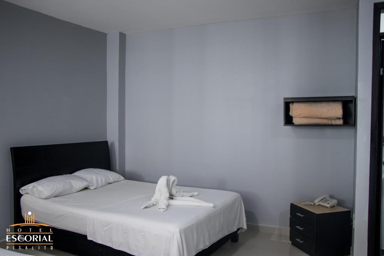 Hotel Escorial Pitalito Eksteriør bilde